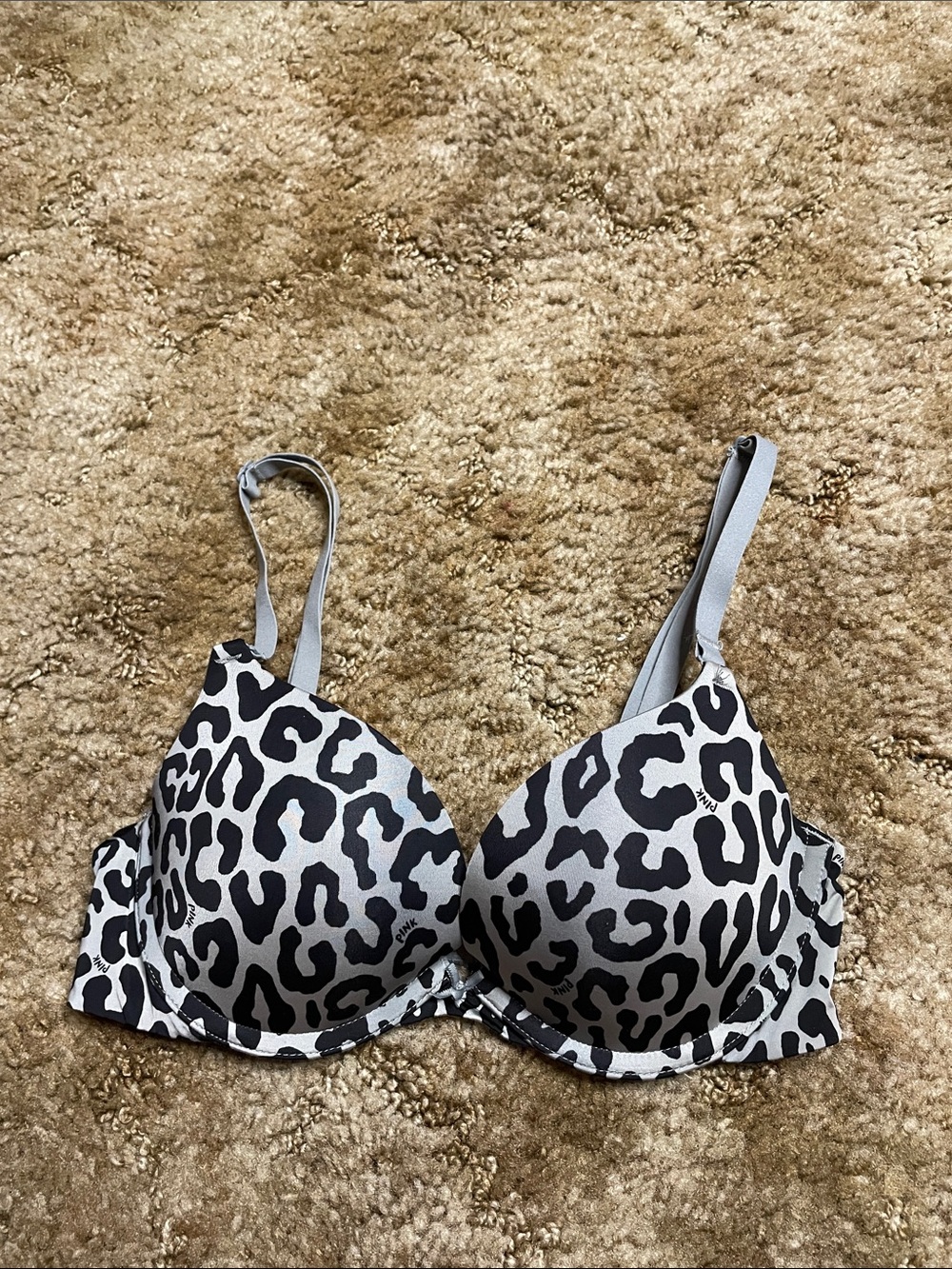 PINK Victoria’s Secret Leopard Print Push Up Bra Size 32B